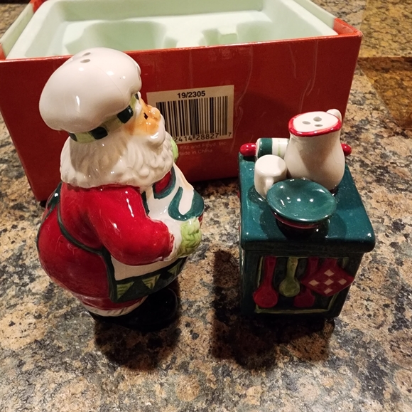 Fitz and Floyd Santa's Kitchen Slat & Pepper Shakers, New - Picture 8 of 10